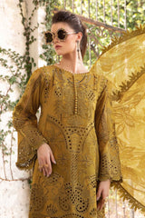 MAARIA.B — 3pc Available on Fine Quality Lawn with Chiffon Emb Dopatta image 2