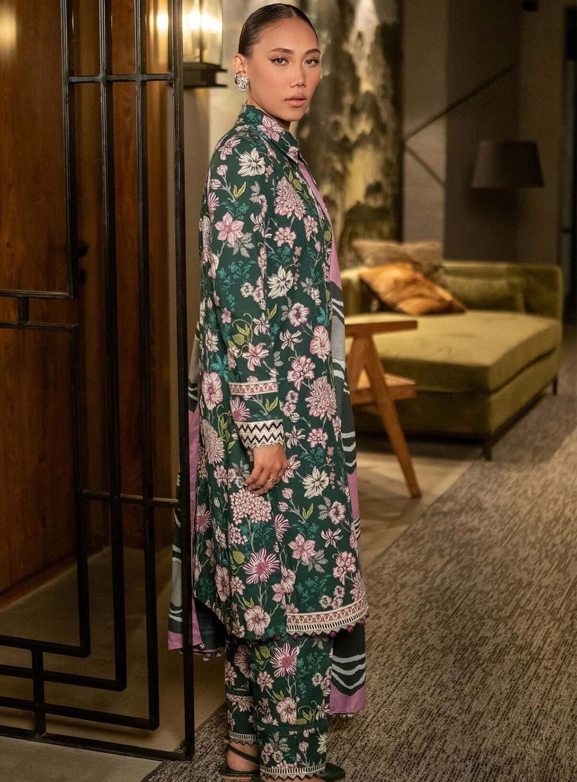 MAARIA.B — 3pc on Digital Lawn with Lawn 4 side printed Dopatta image 2