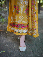 (MF1298)ANEELAS|UNSTITCHED 3PC HEAVY EMB PREMIUM LAWN WITH READY TO WEAR COTTON NET 4 SIDE EMB DUPATTA