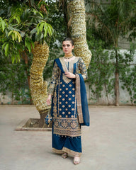 Zainab Chottani on heavy emb Dhanak with Dhanak emb shawl