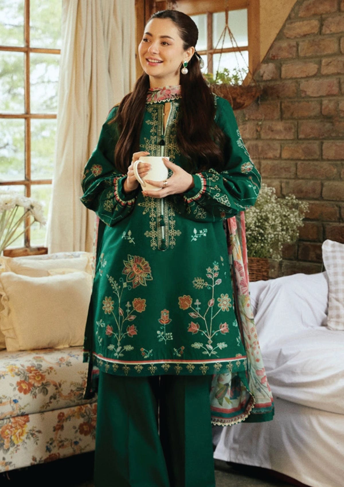 Zara shahjahan — 3pc on emb Lawn with Diamond Dopatta image 1