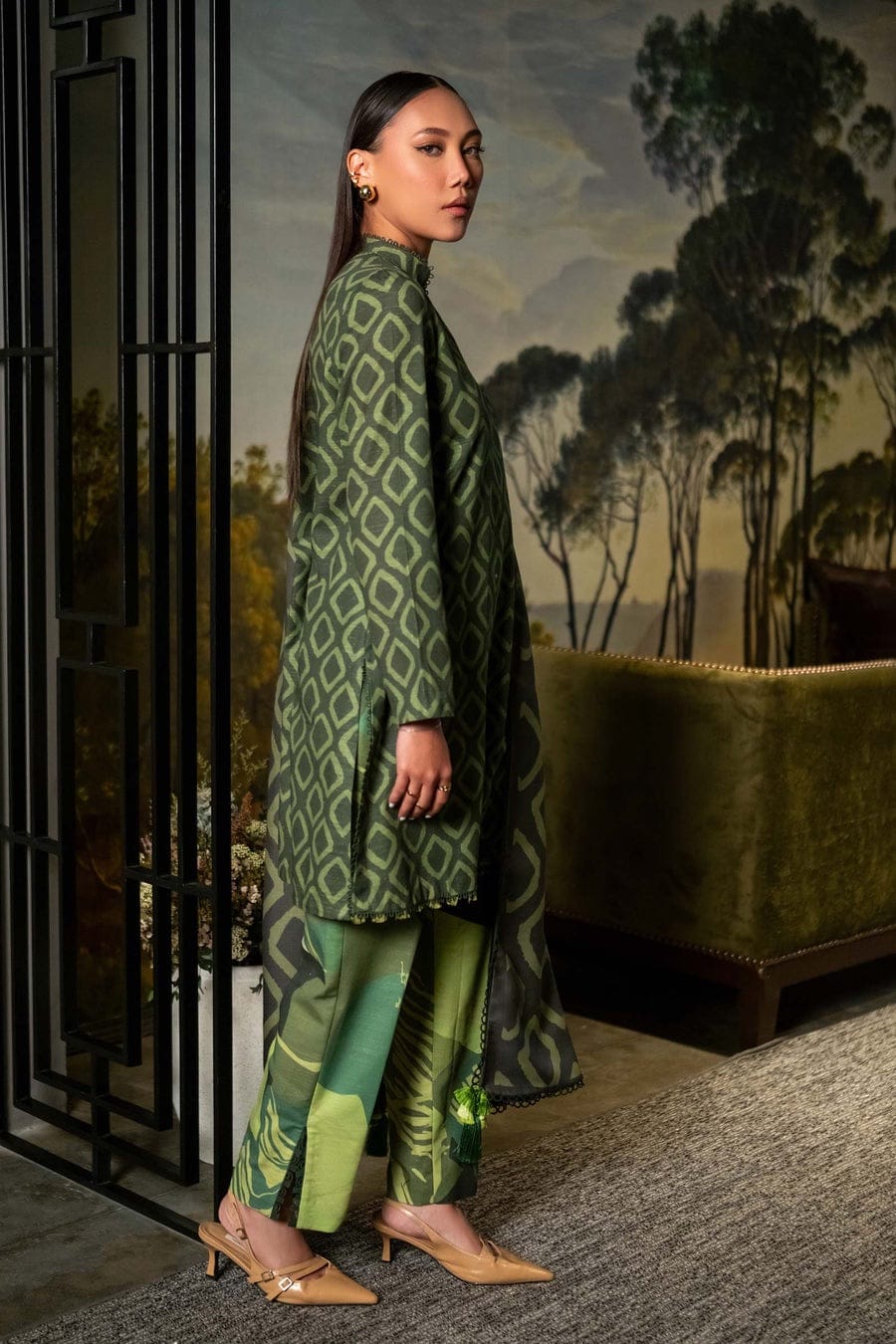 MAARIA.B — 3pc on Digital Lawn with Lawn 4 side printed Dopatta image 2